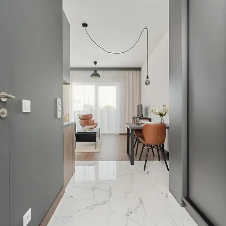شقة Rent Like - Spacious With Balcony Slonimskiego 2 فروتسواف