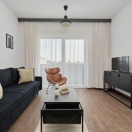 شقة Rent Like - Spacious With Balcony Slonimskiego 2 *