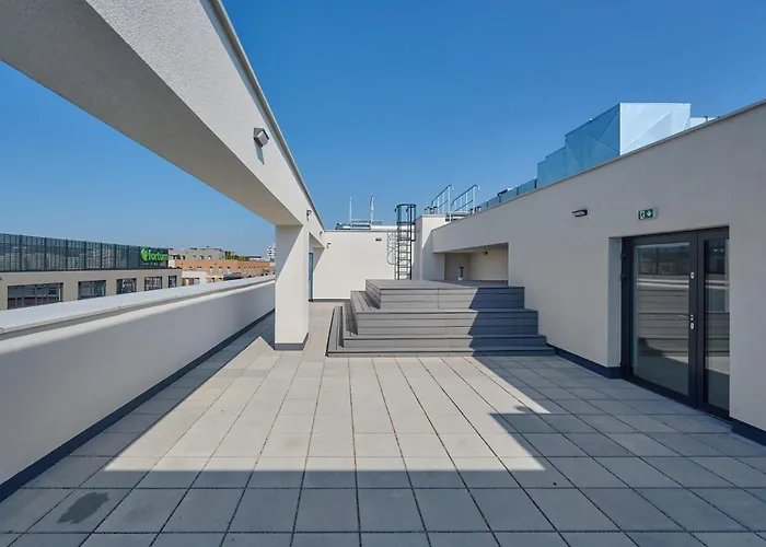 Lejlighed Rent Like - Spacious With Balcony Slonimskiego 2 *